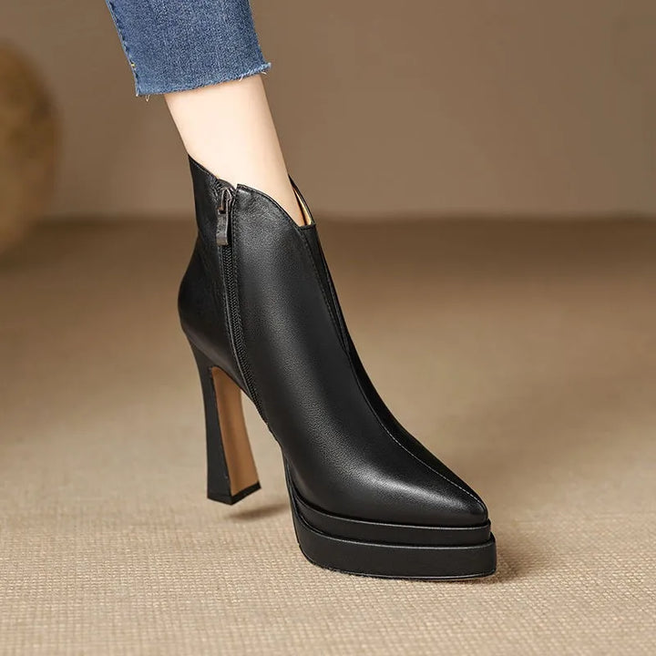Éilis - Chic Vintage-Inspired Boots