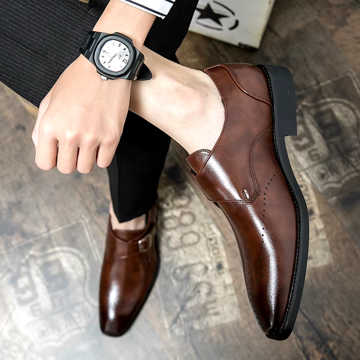 Darragh - Shoes with Buckle Detail