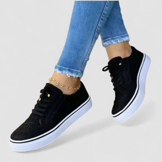Aobhnait - Chic Lace-Up Sneakers
