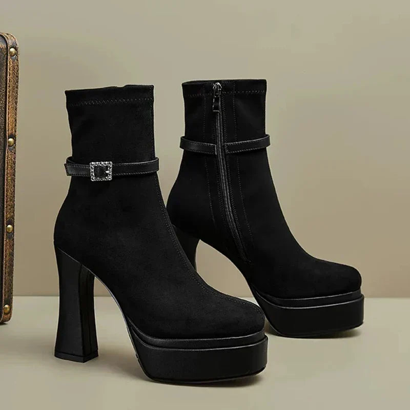 Gráinne - Chic Ankle Boots