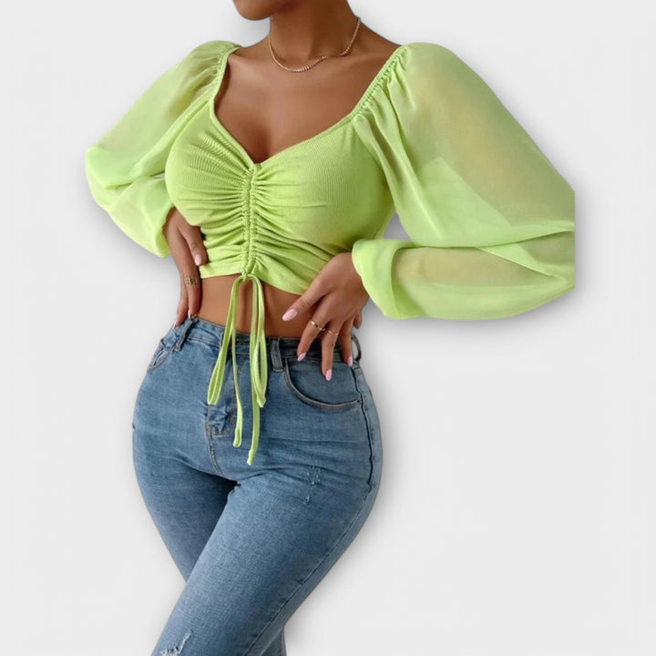 Saoirse - Chic and Versatile Blouse