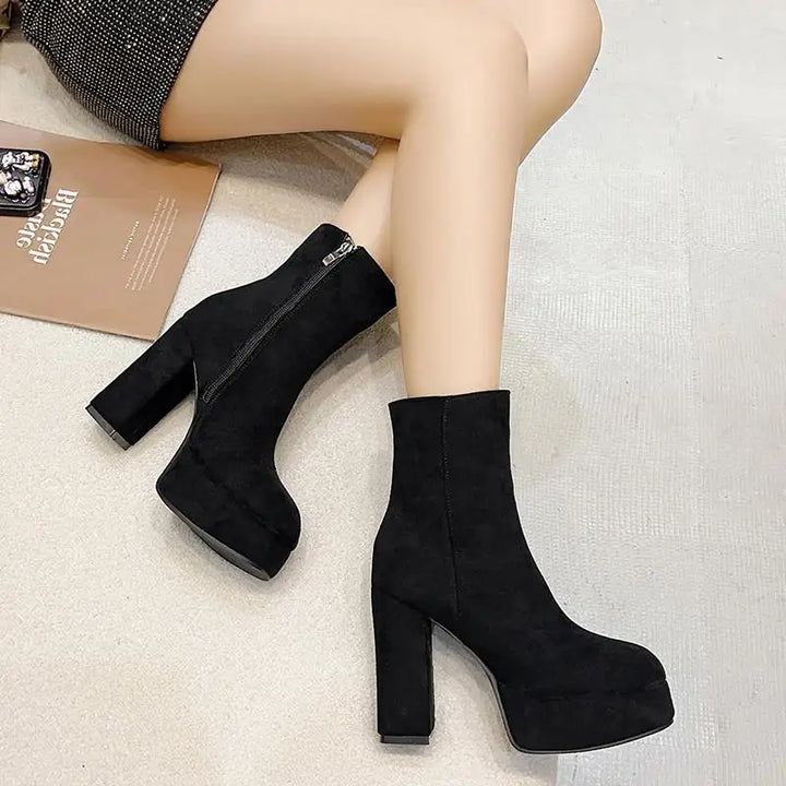 Brighid - Chic Cozy Boots