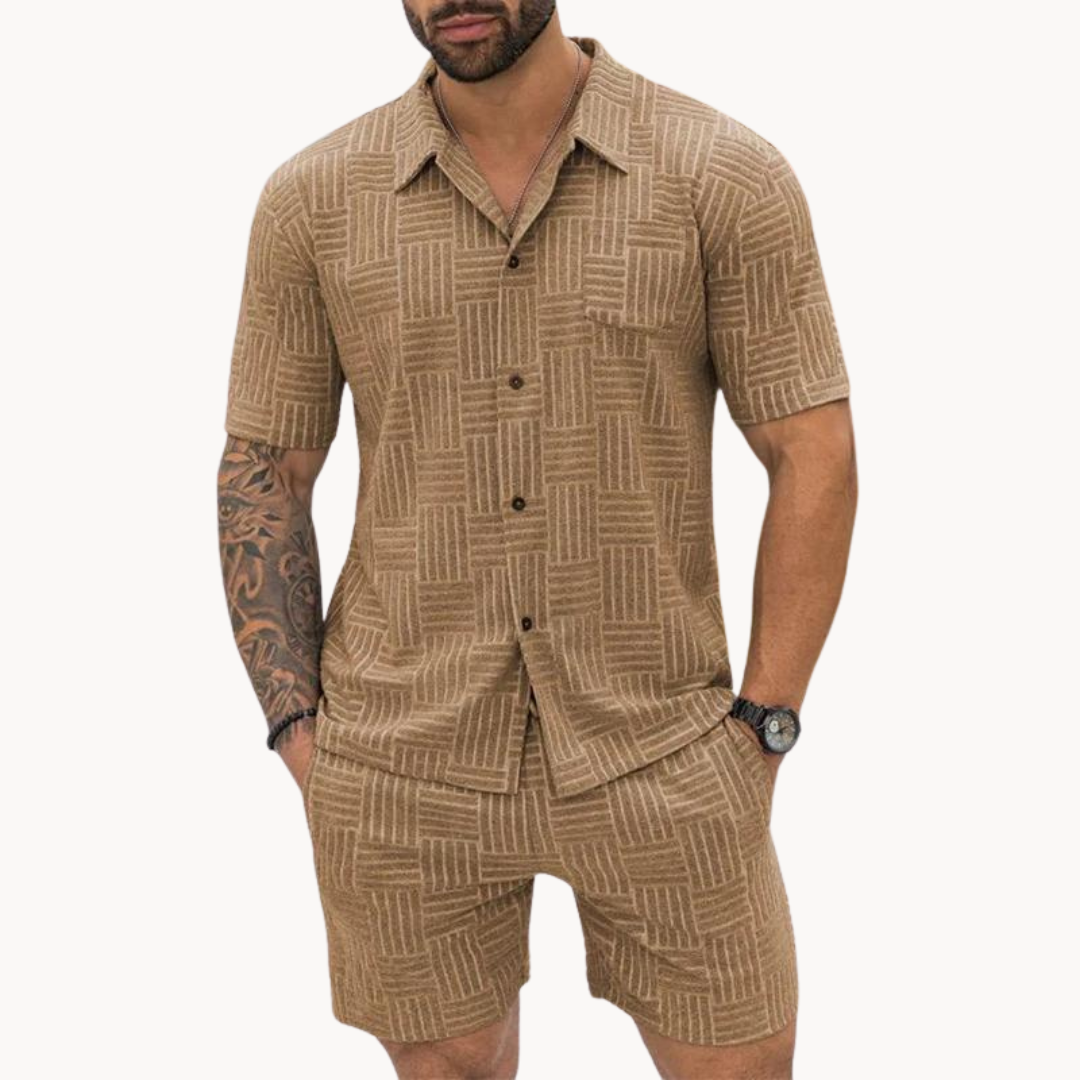 Cian - Coordinated Shirt and Shorts Ensemble
