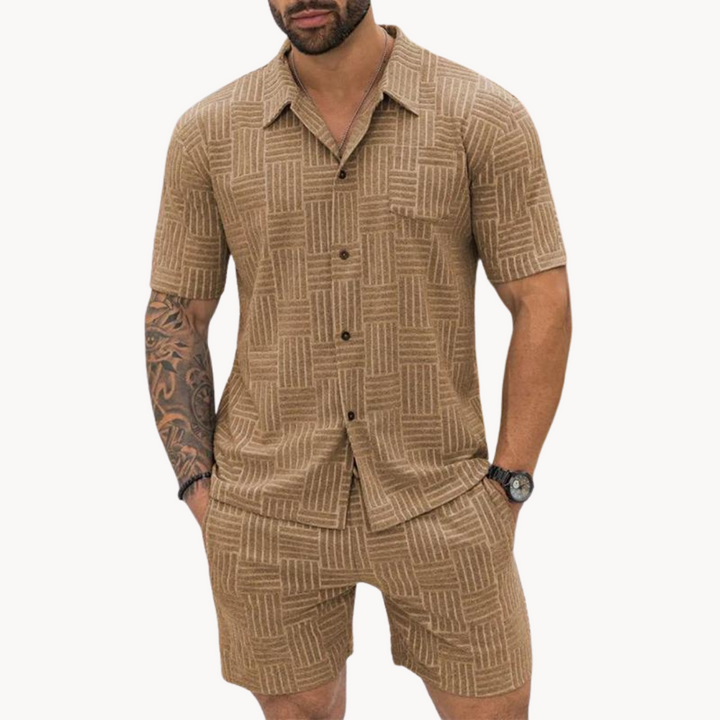 Cian - Coordinated Shirt and Shorts Ensemble