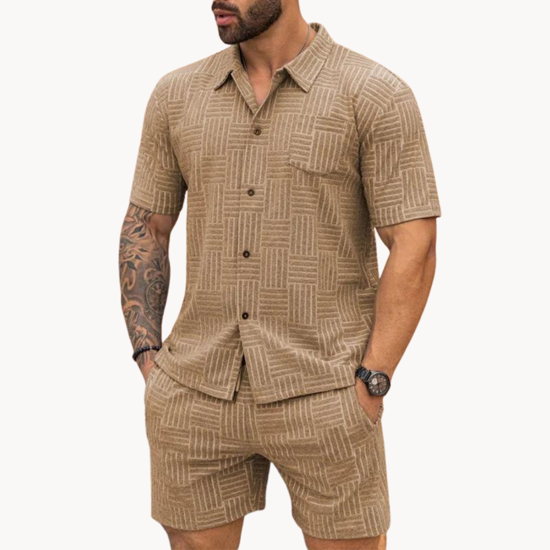 Cian - Coordinated Shirt and Shorts Ensemble