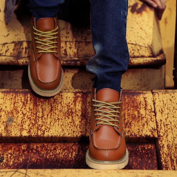 Éanna - Vintage-Inspired Boots