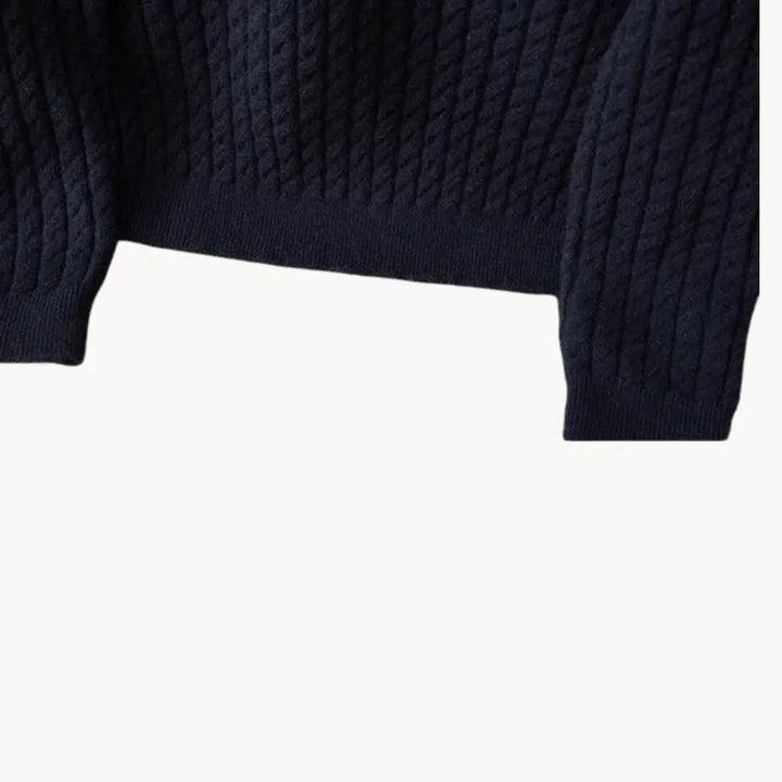 Cian - Classic Round Neck Sweater