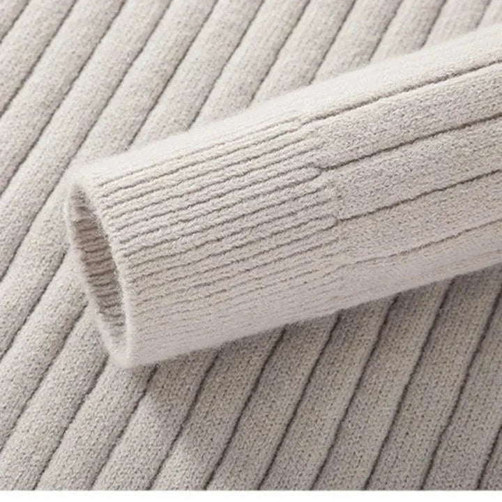 Tadhg - Chic Half-Zip Sweater