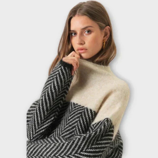 Saoirse - Luxurious Turtleneck Jumper