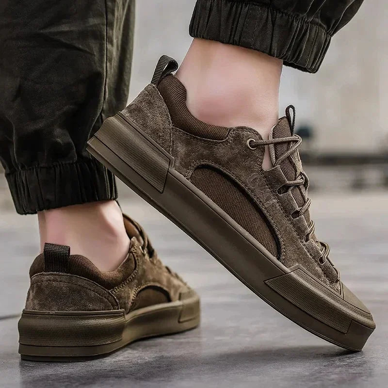 Oisín - Chic Sneakers