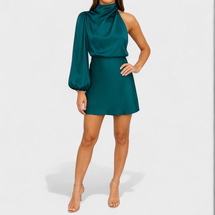 Órla - Elegant Asymmetrical Gown