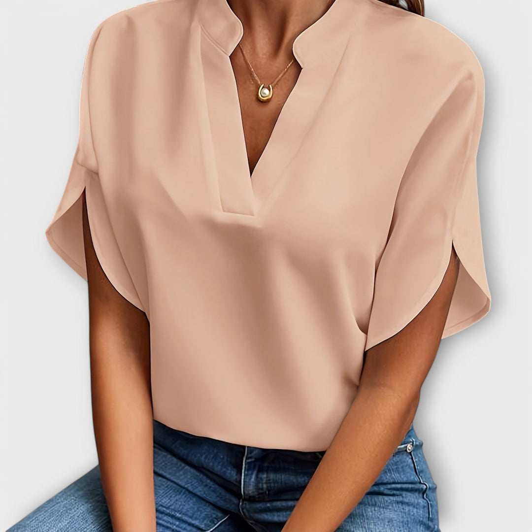 Aoife - Airy Chic Blouse