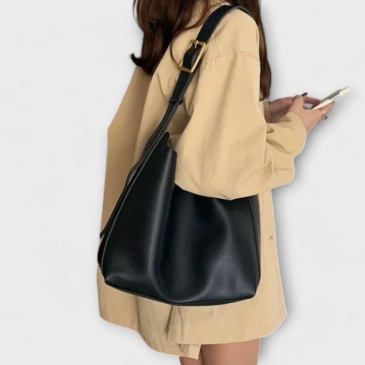 Ríona - Chic Shoulder Bag