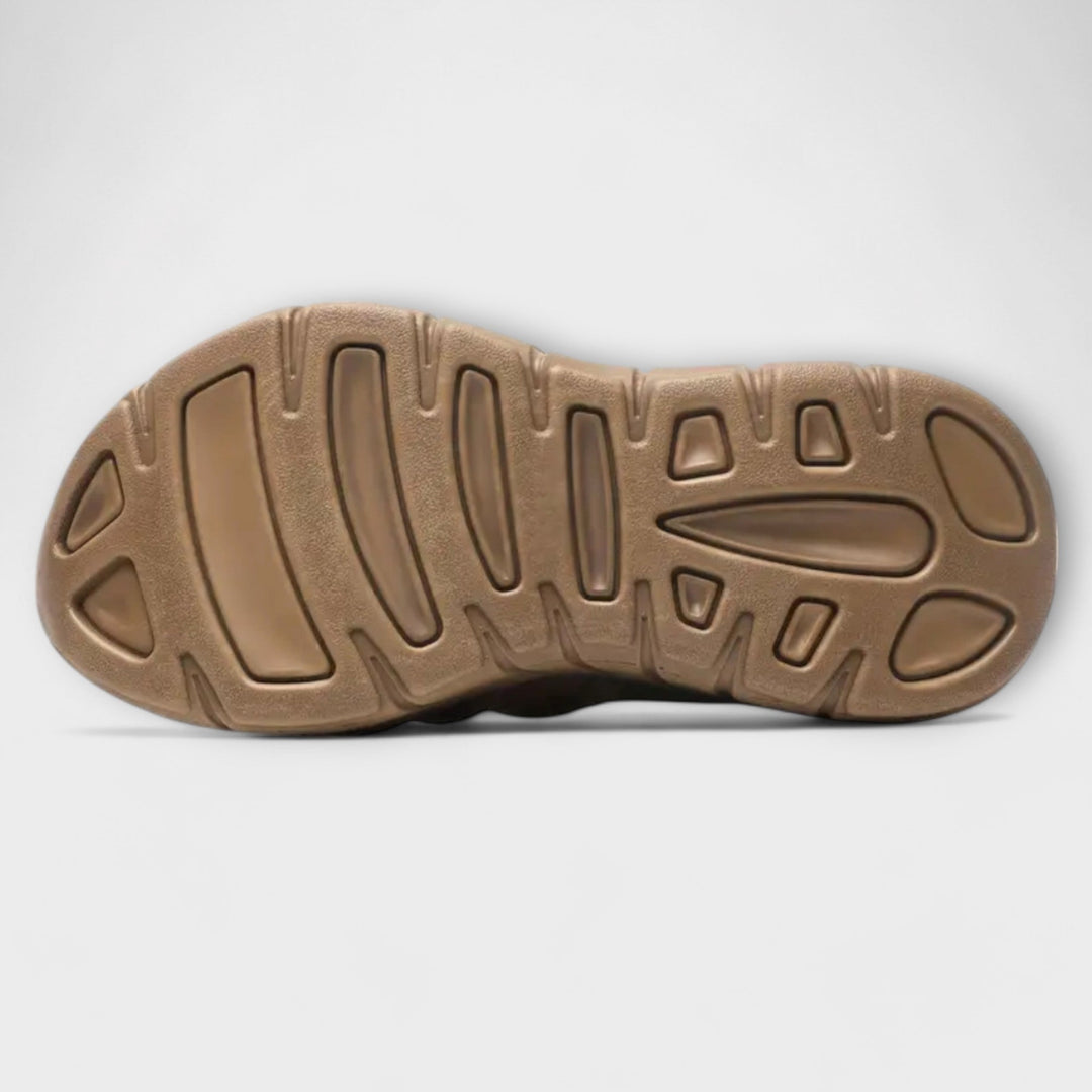 Ailís - Stylish and Cozy Sneakers