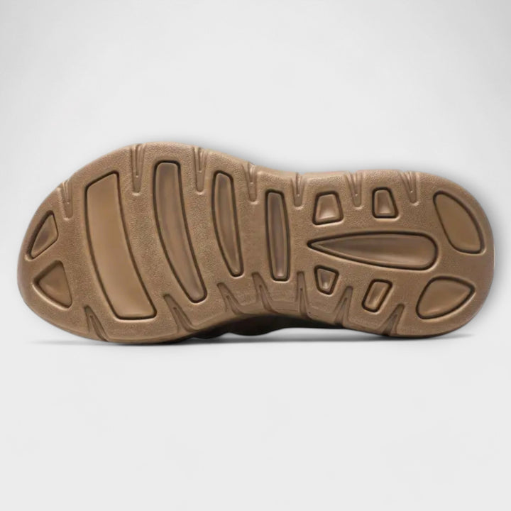 Ailís - Stylish and Cozy Sneakers