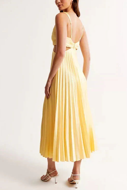 Íde - Sleeveless Midi Dress with Elegant Design