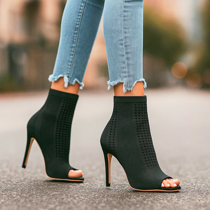 Dervla - Stretchy High Heels