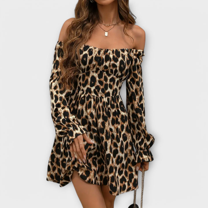 Íde - Chic Leopard Print Dress