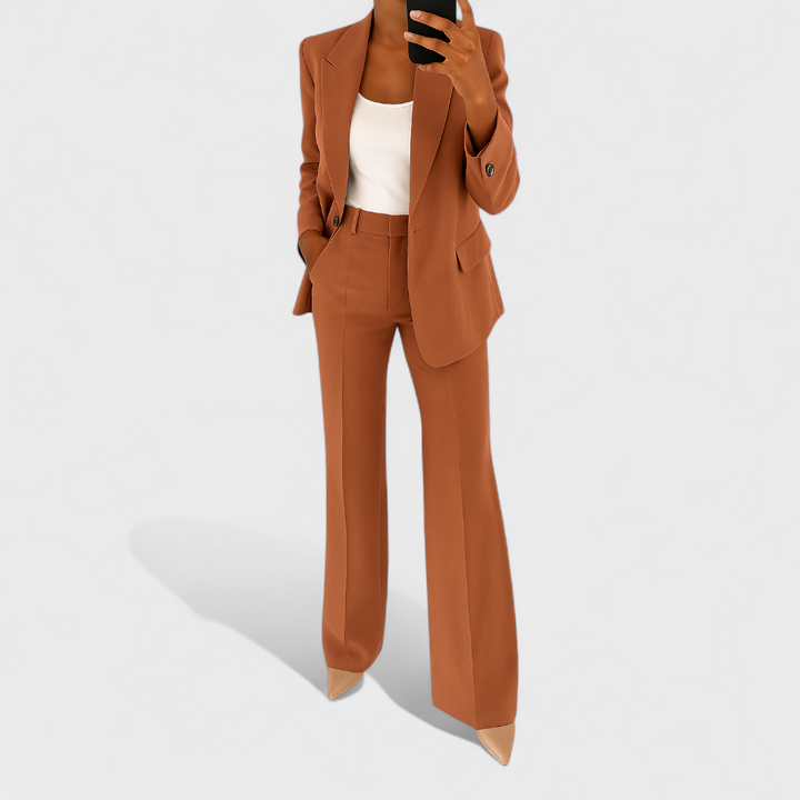 Éilis - Sophisticated Chic Suit
