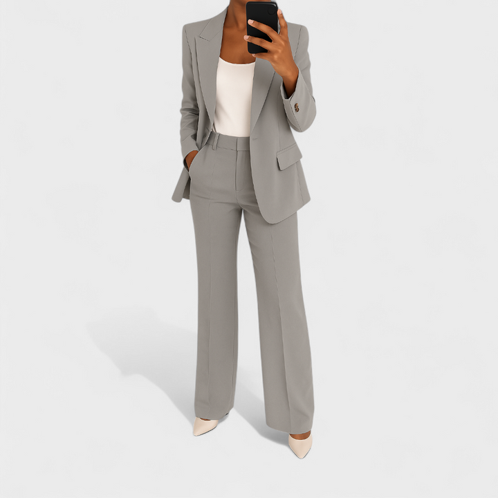 Éilis - Sophisticated Chic Suit