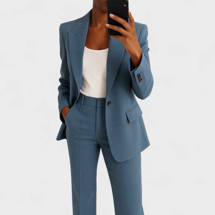 Éilis - Sophisticated Chic Suit