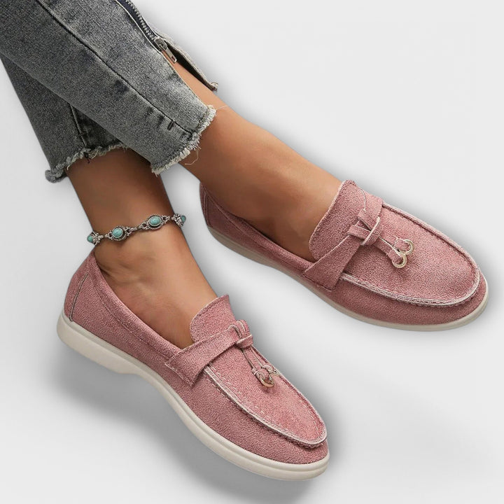 Bébhinn - Beige Lace Slip-On Moccasins