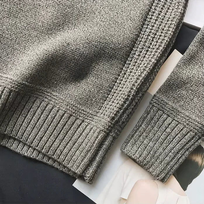 Ronan - Chic Sweater