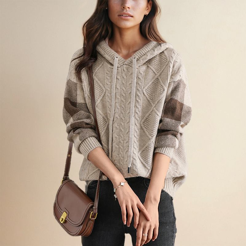 Noreen | Cosy Cable Hoodie