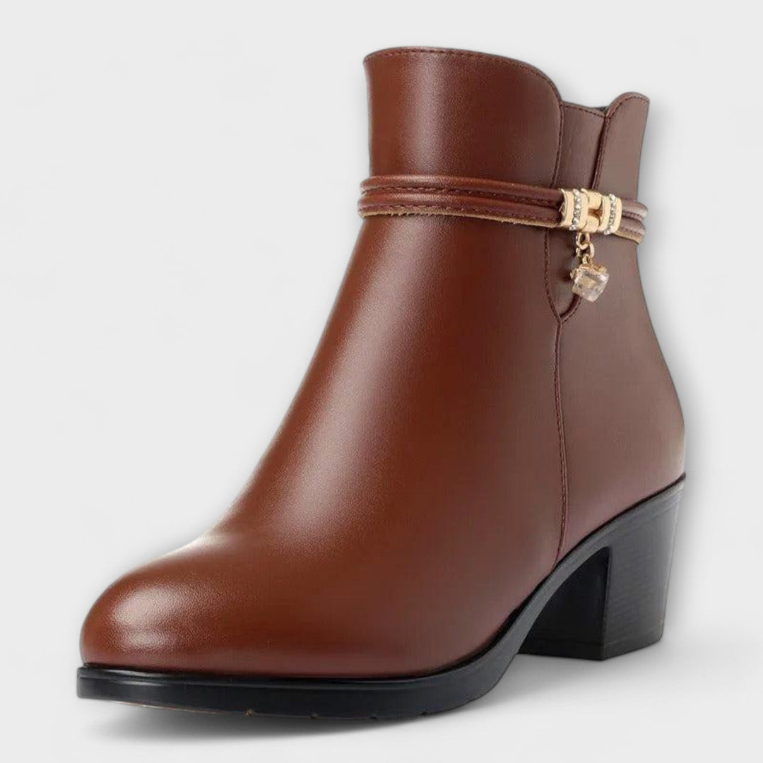 Dervla - Chic Winter Boot Collection