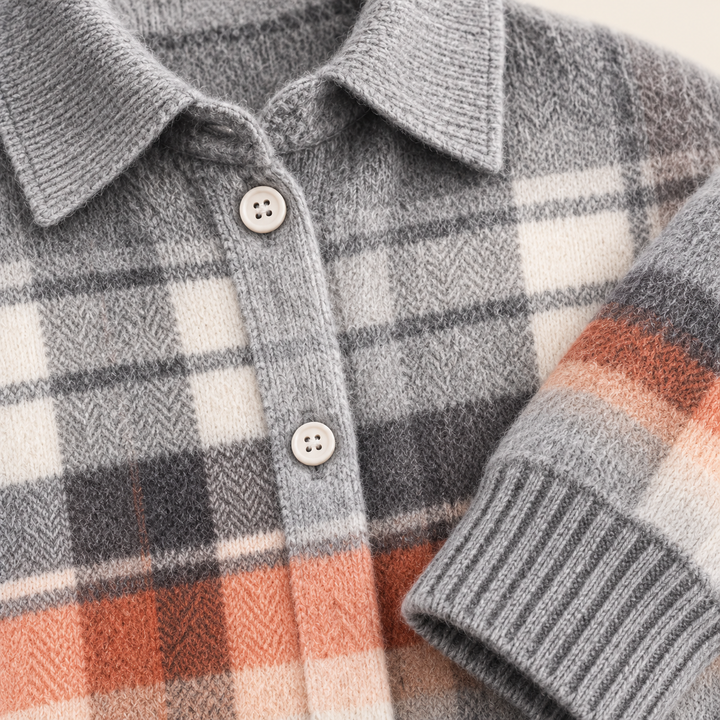 ELIRA™ - CHECKED HOODIE BLOUSE IN SOFT TONES