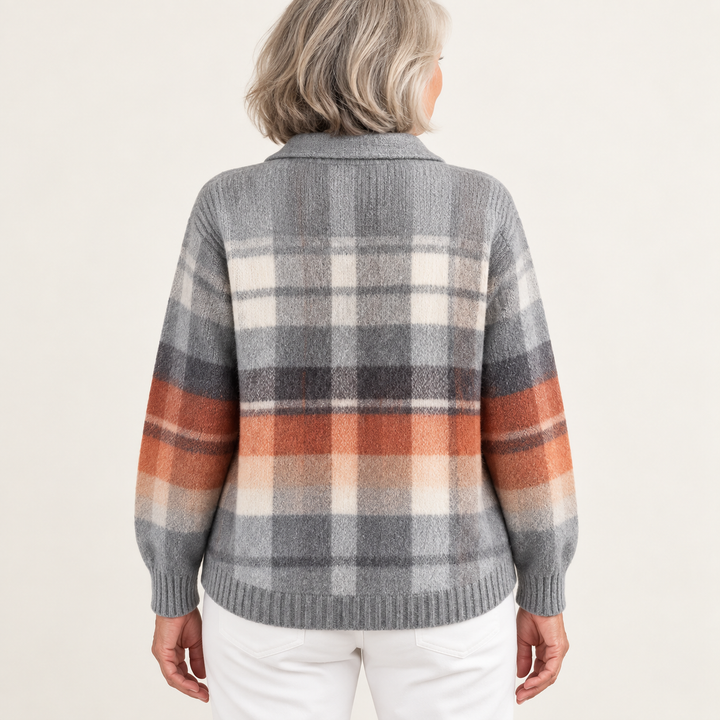 ELIRA™ - CHECKED HOODIE BLOUSE IN SOFT TONES