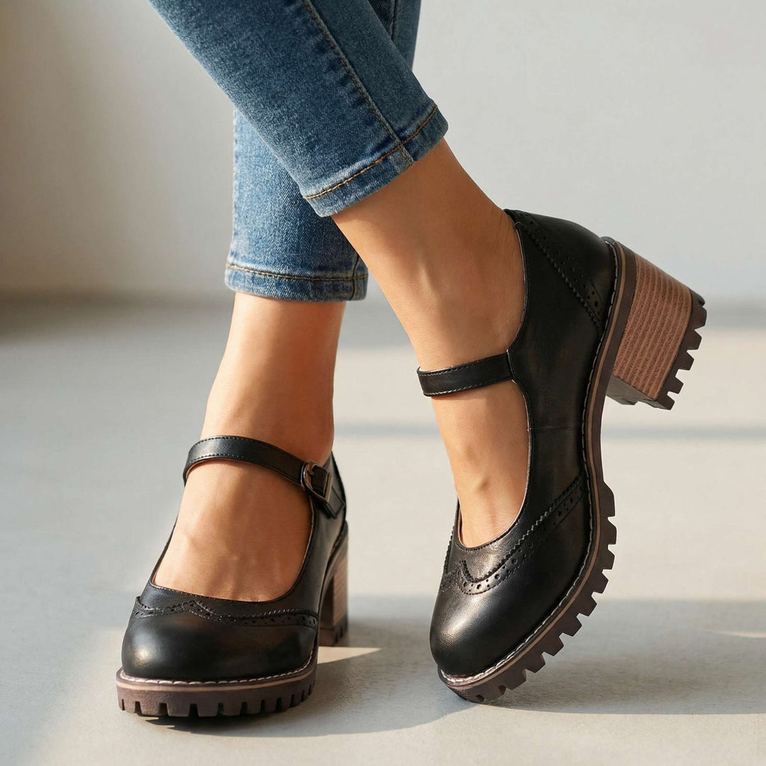 NUALA CORK | Isabelle T-Bar Heels