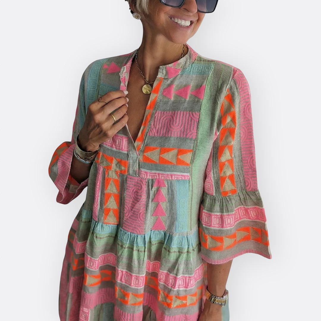 Meadhbh - Boho Chic Ruffled Dress