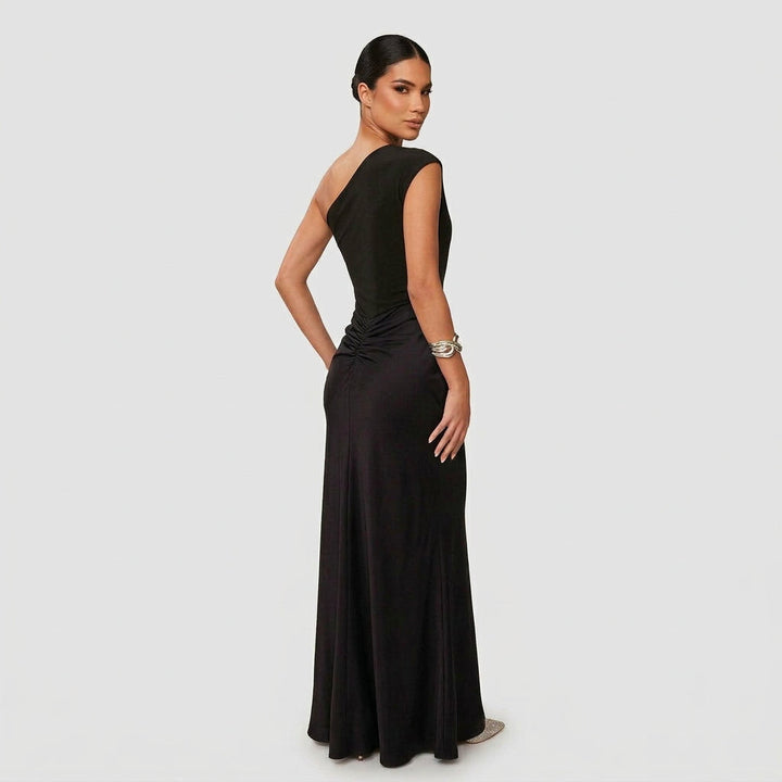 Eibhlín - Chic Maxi Dress