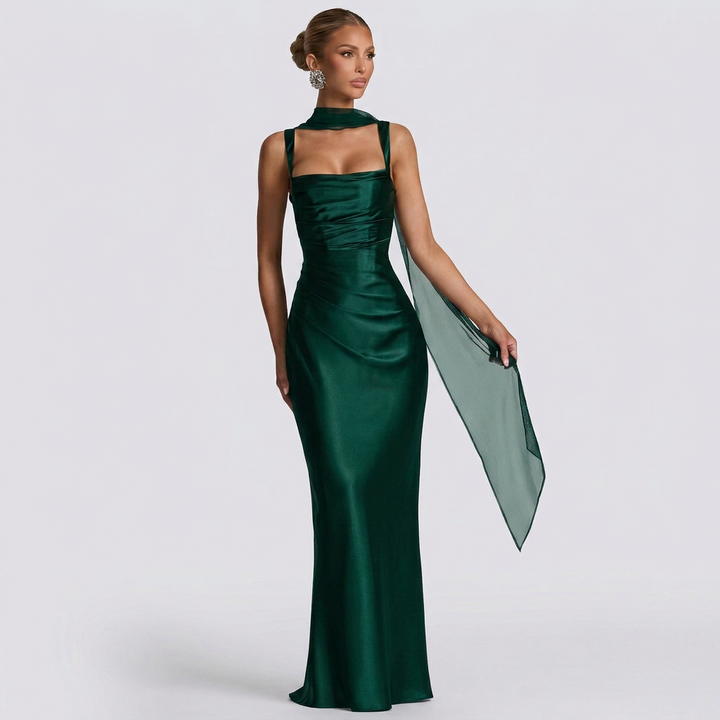 Bernadette - Chic Maxi Dress