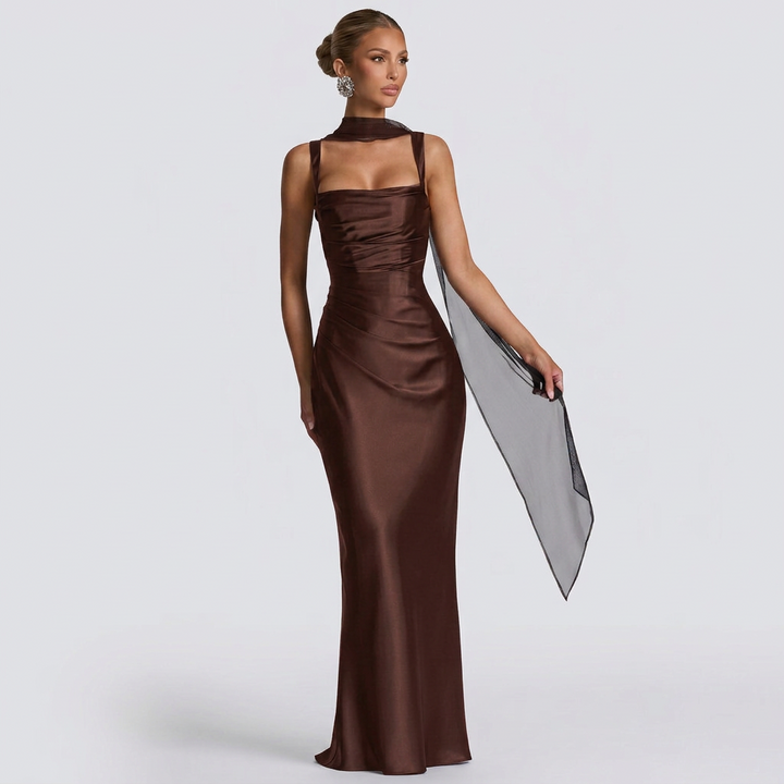Bernadette - Chic Maxi Dress