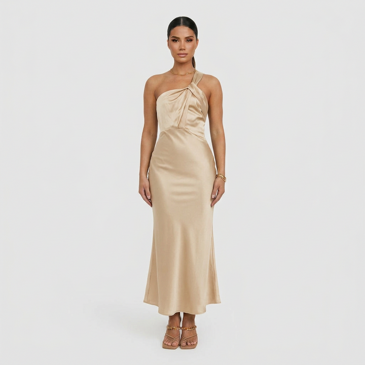 Tara - Sophisticated Maxi Dress