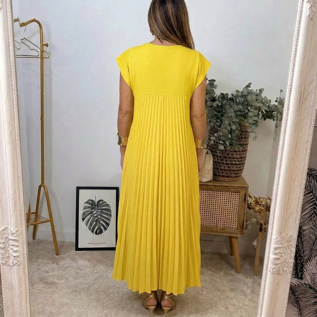 Anaïs - Flowing Pleated Maxi Dress