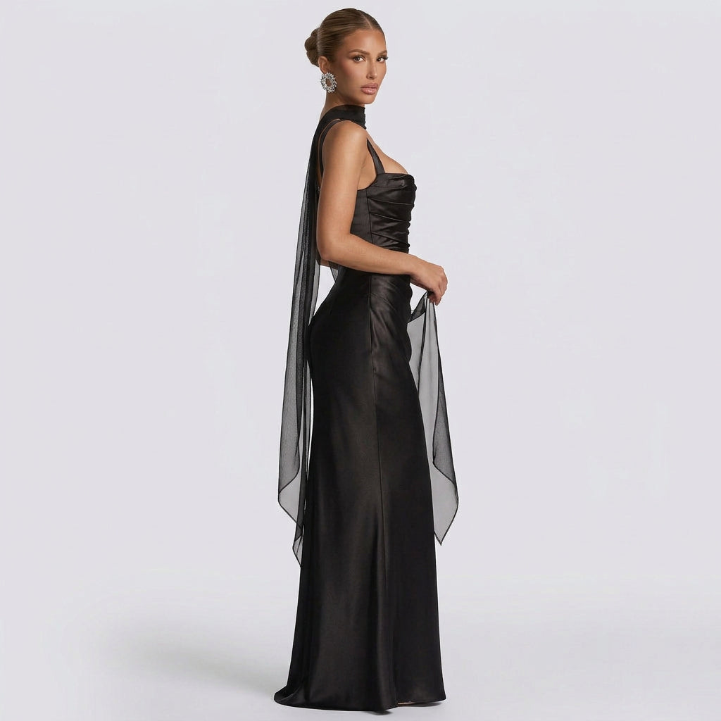 Bernadette - Chic Maxi Dress