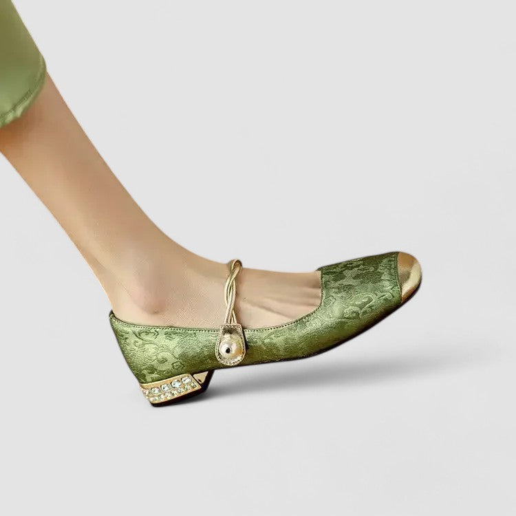 Órla - Classic Mary Jane Footwear