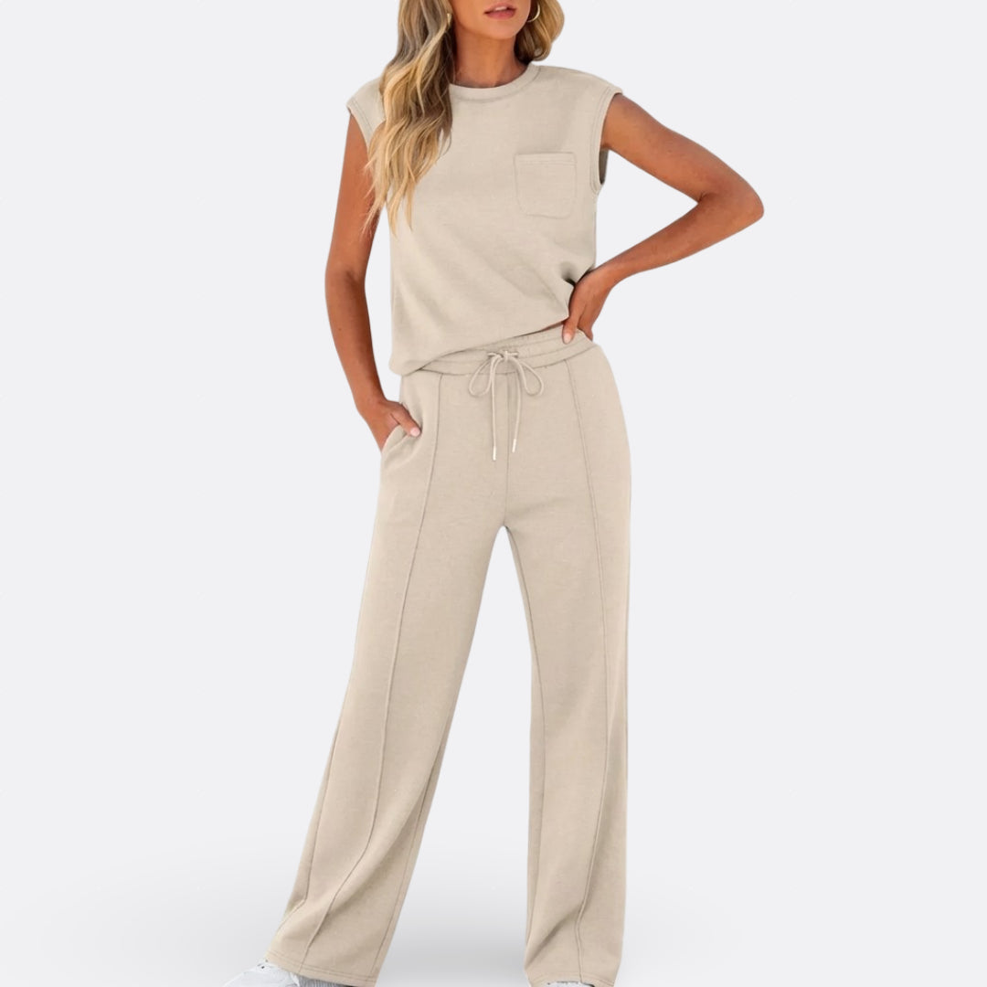 Aisling - Chic and Cozy Ensemble