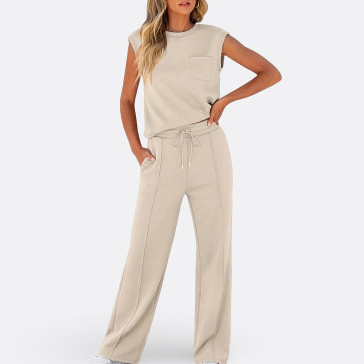 Aisling - Chic and Cozy Ensemble
