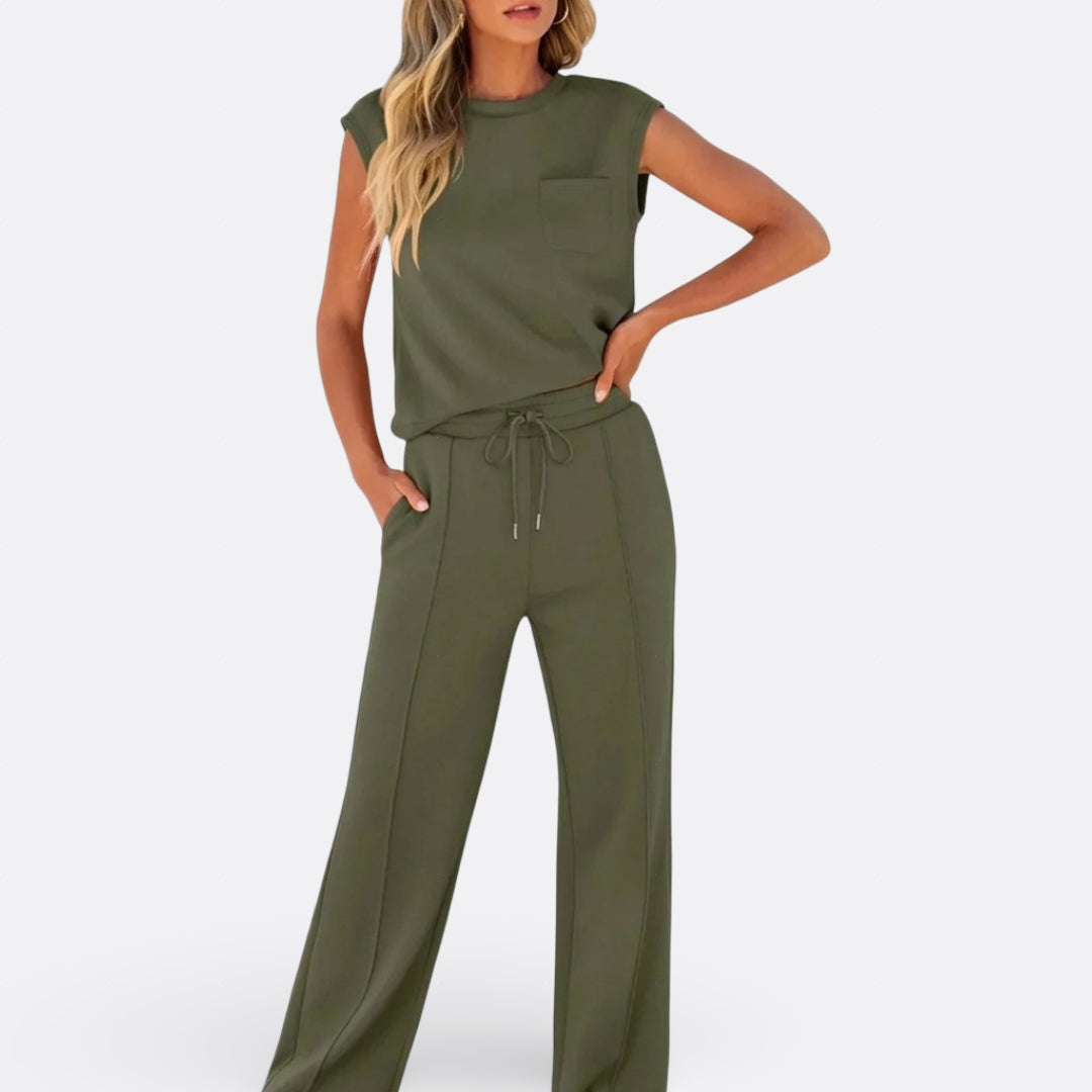 Aisling - Chic and Cozy Ensemble
