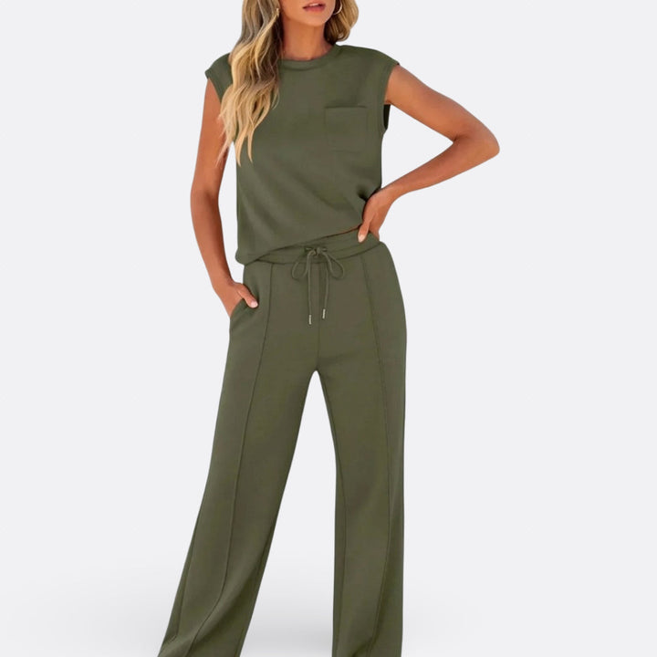 Aisling - Chic and Cozy Ensemble