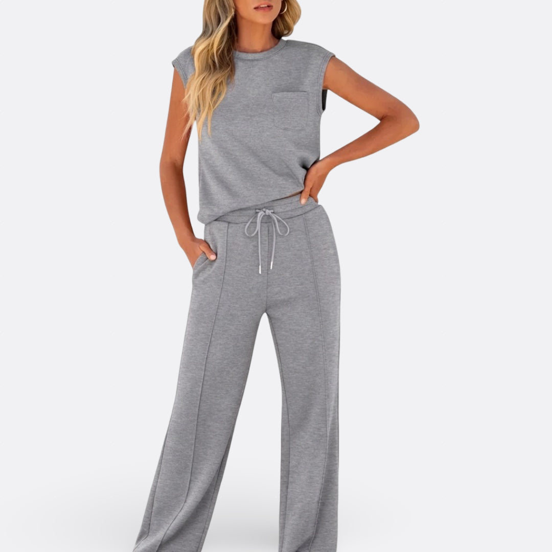 Aisling - Chic and Cozy Ensemble