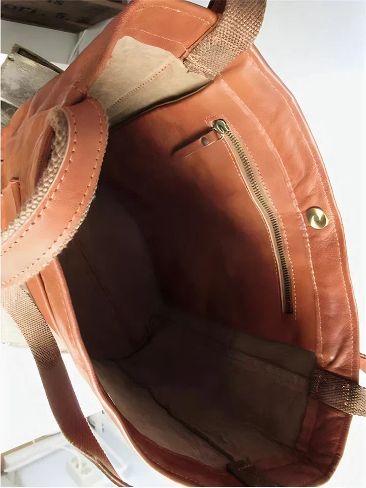 Aoife - Elegant Shoulder Bag