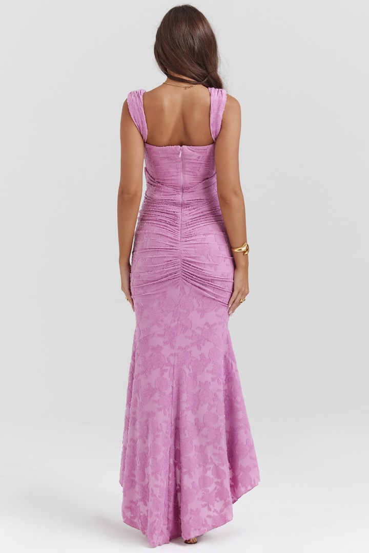 Nóra - Chic Maxi Dress