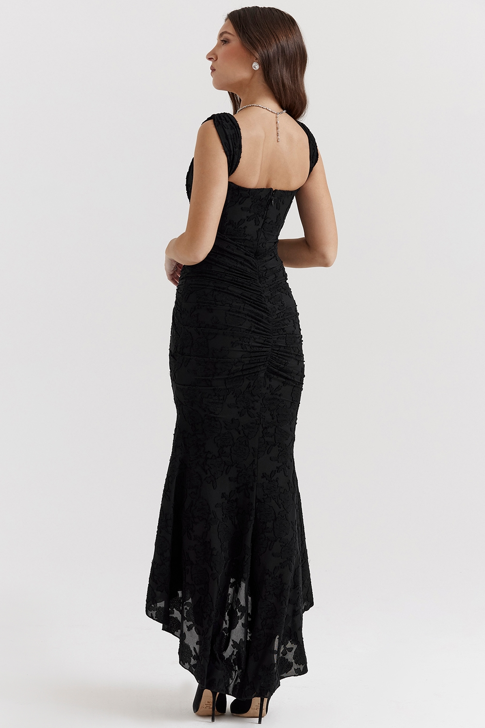Nóra - Chic Maxi Dress