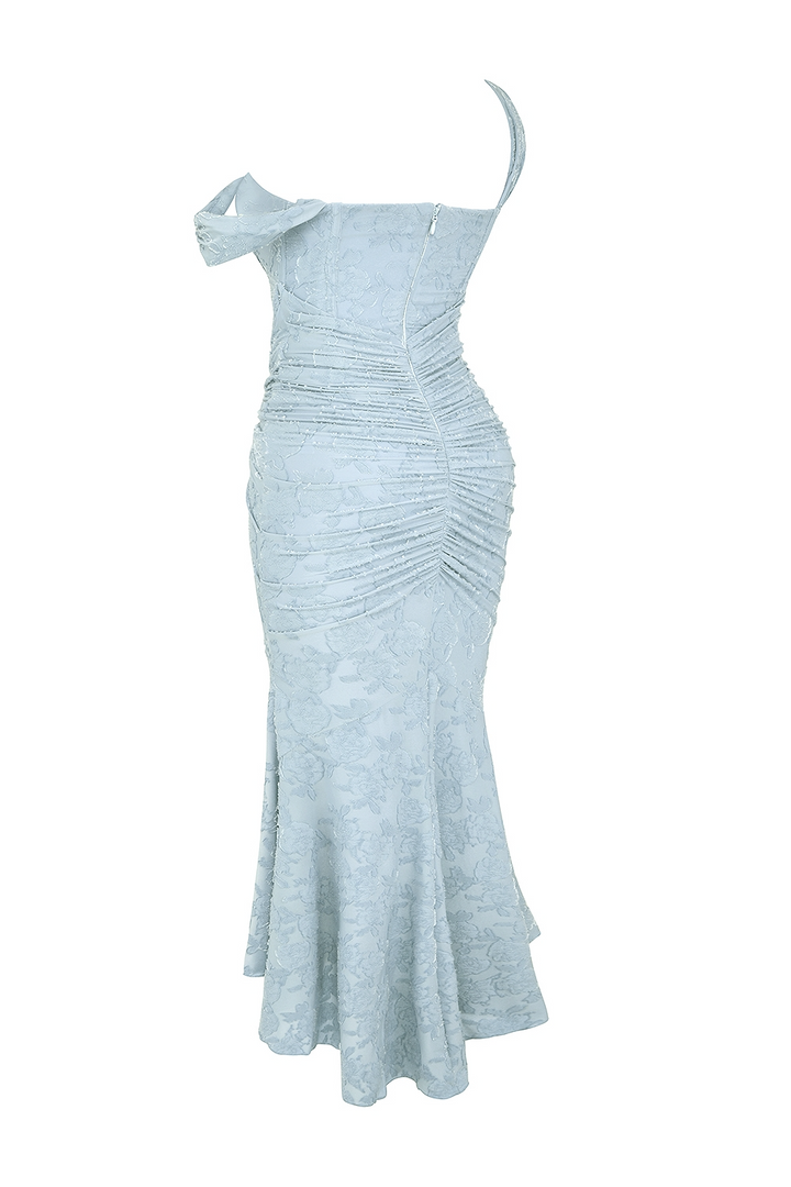 Nóra - Chic Maxi Dress