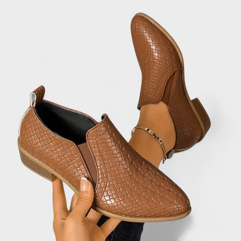 Gormfhlaith - Chic Everyday Footwear
